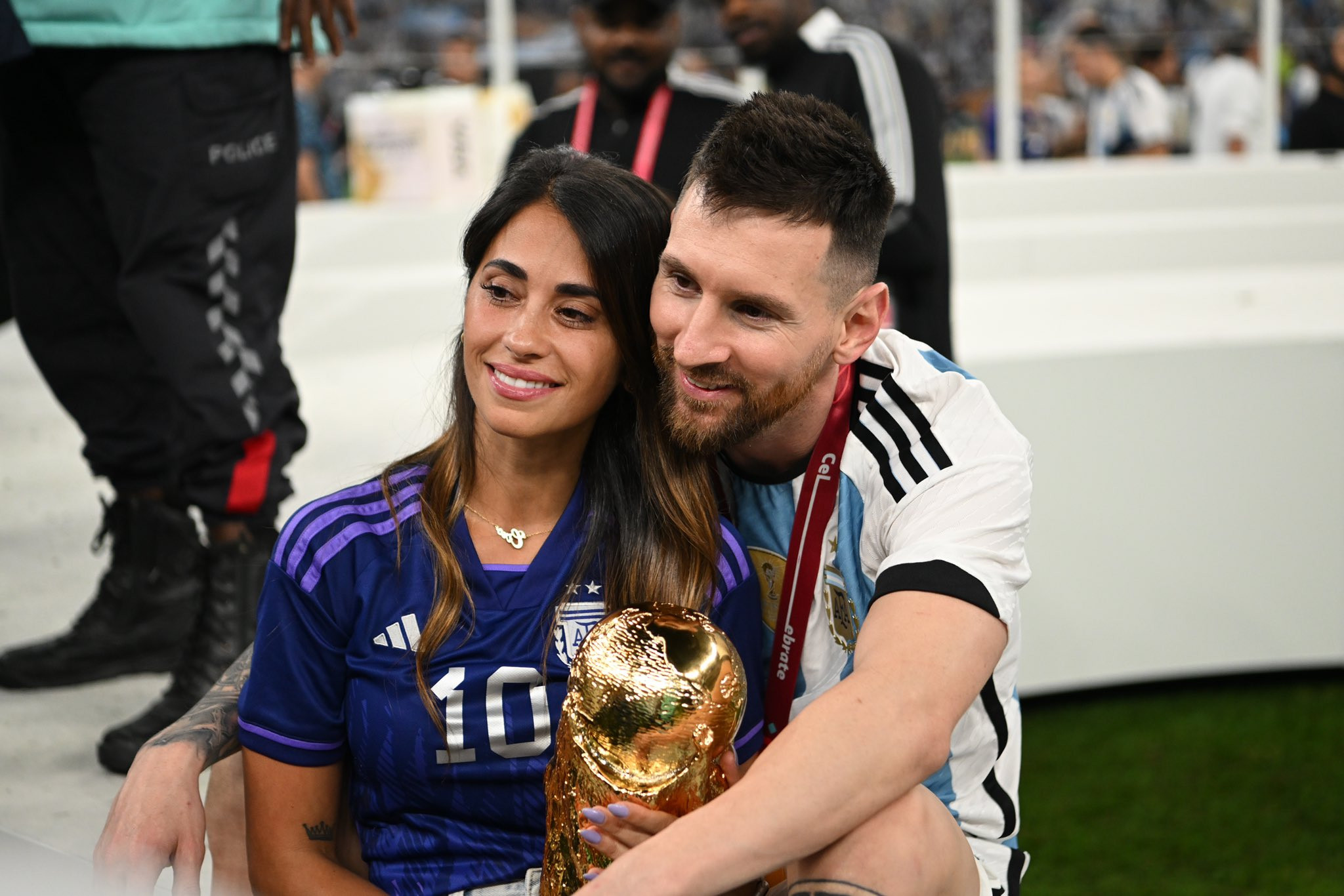 Momen Haru Selebrasi Messi Dan Istri Di Piala Dunia