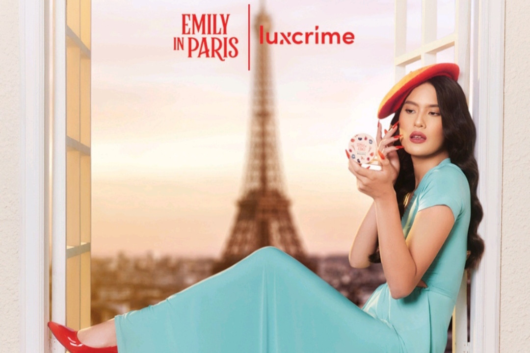 Kolaborasi Dengan Serial “Emily In Paris”, Luxcrime Rilis Produk Makeup Spesial