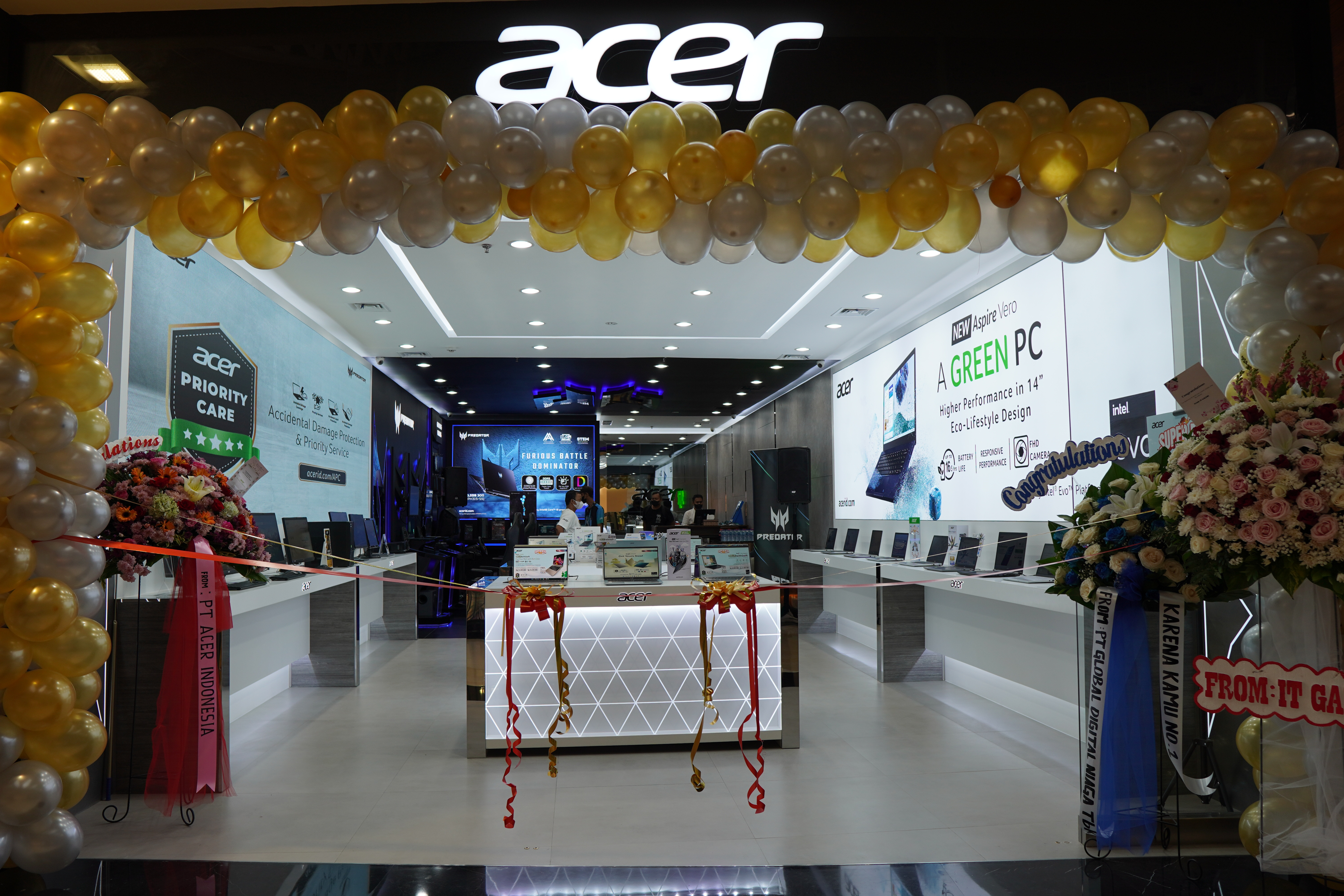 Sambut Akhir Tahun, Acer Exclusive Store Hadir Di Pondok Indah Mall