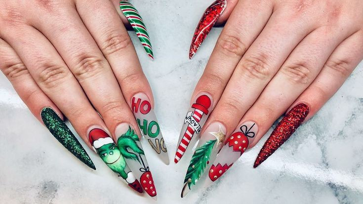 6 Ide Nail Art untuk Sempurnakan Tampilan Kuku Saat Natal
