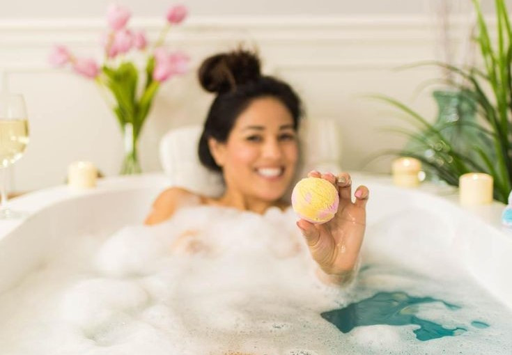 Bikin Rileks, Ini 6 Manfaat Berendam Dengan Bath Bomb Bagi Tubuh Dan Kulit