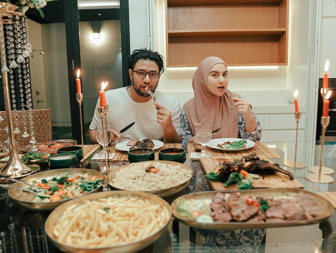 Irish Bella Dirumorkan Cerai dengan Ammar Zoni Karena Lepas Cincin Kawin