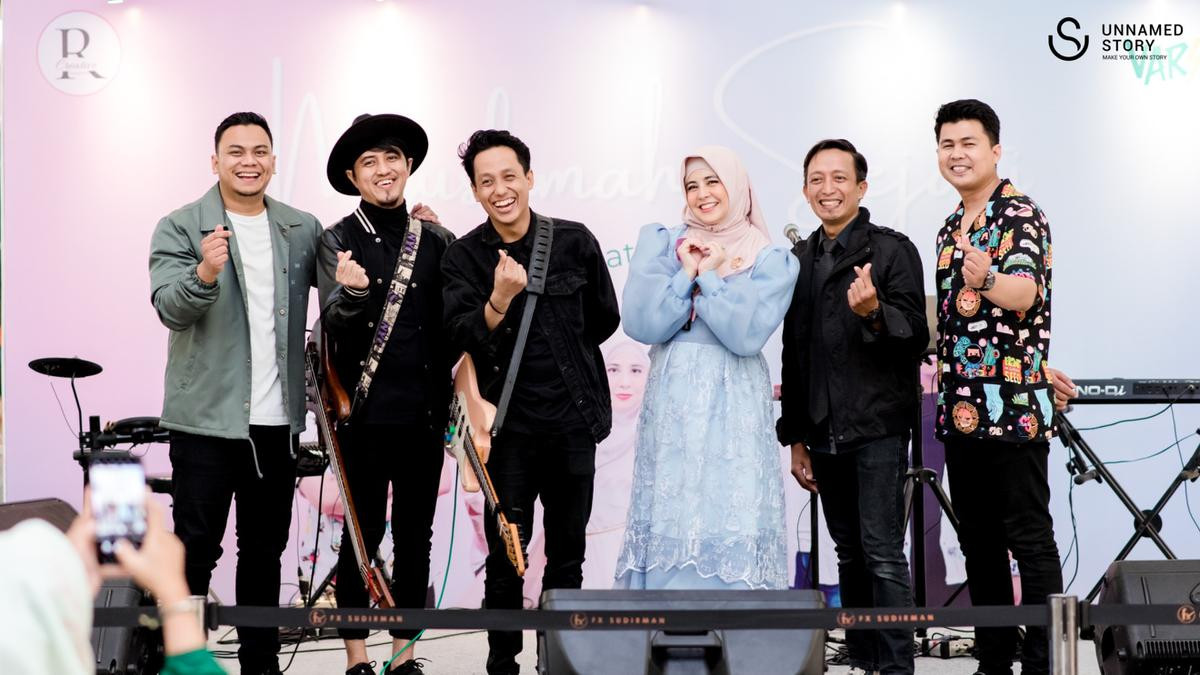 Risty Tagor Rilis Single “Muslimah Sejati” Bersama Varsity Band