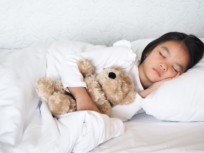 Jangan Anggap Sepele, Ini 8 Manfaat Tidur Siang Untuk Tumbuh Kembang Anak