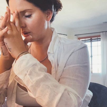 Lana Del Rey Kembali Merilis “Say Yes to Heaven”