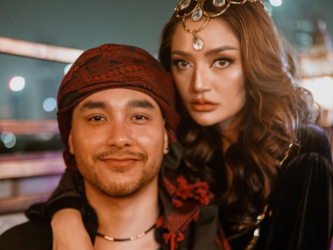 Dituding Lakukan Operasi Plastik Karena Wajahnya Aneh, Begini Reaksi Kocak Siti Badriah