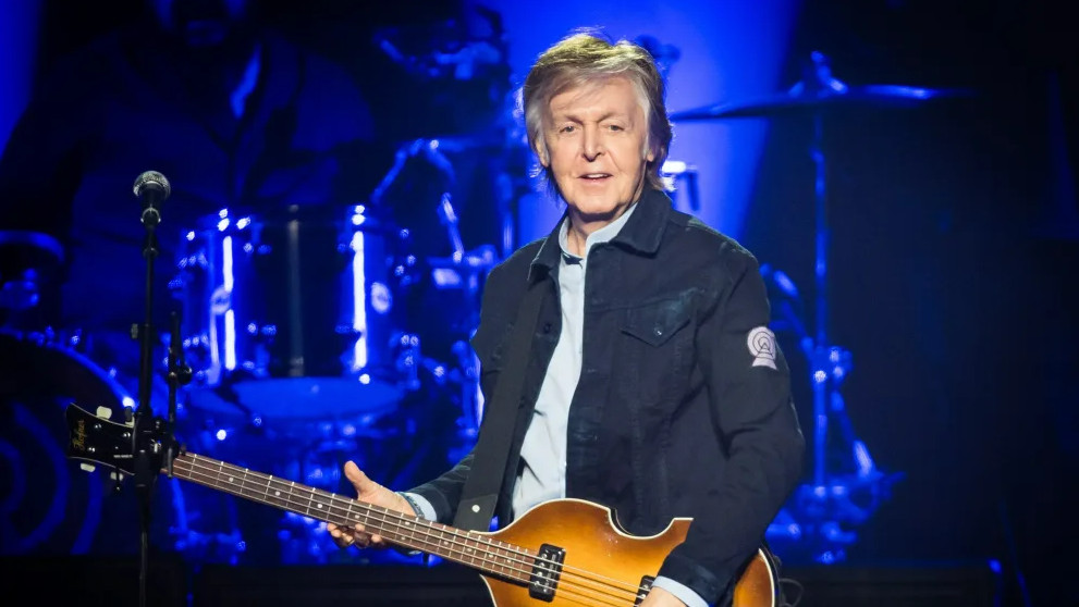 Manfaatkan Teknologi AI, Paul McCartney Selesaikan Lagu Terakhir The Beatles