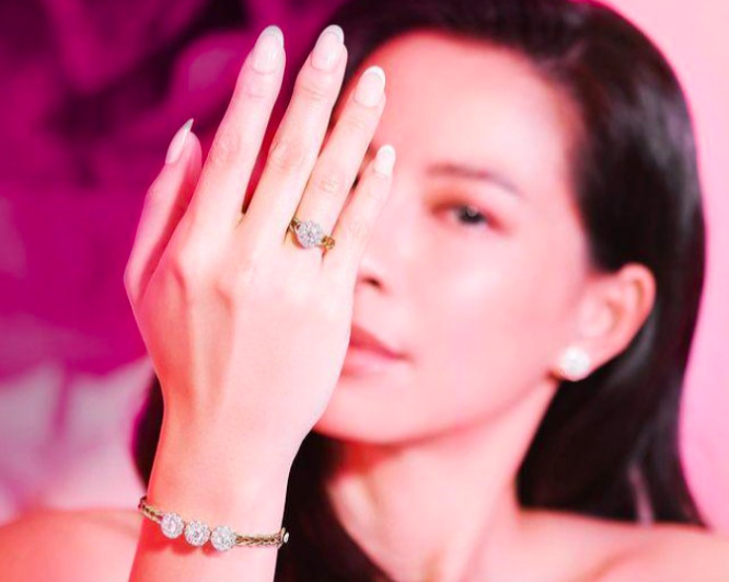 Elegan! Yuk, Kenakan Carisse di Momen Spesialmu