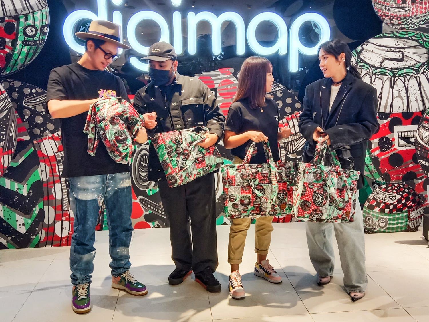 Dukung Seniman Indonesia, Digimap Gandeng Darbotz Ciptakan Exclusive Merchandise