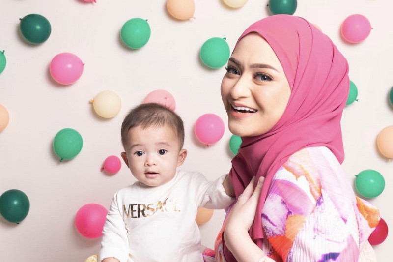 Ingin Fokus Pada Kesembuhan Sang Anak, Nathalie Holscher Cancel Kerjaan