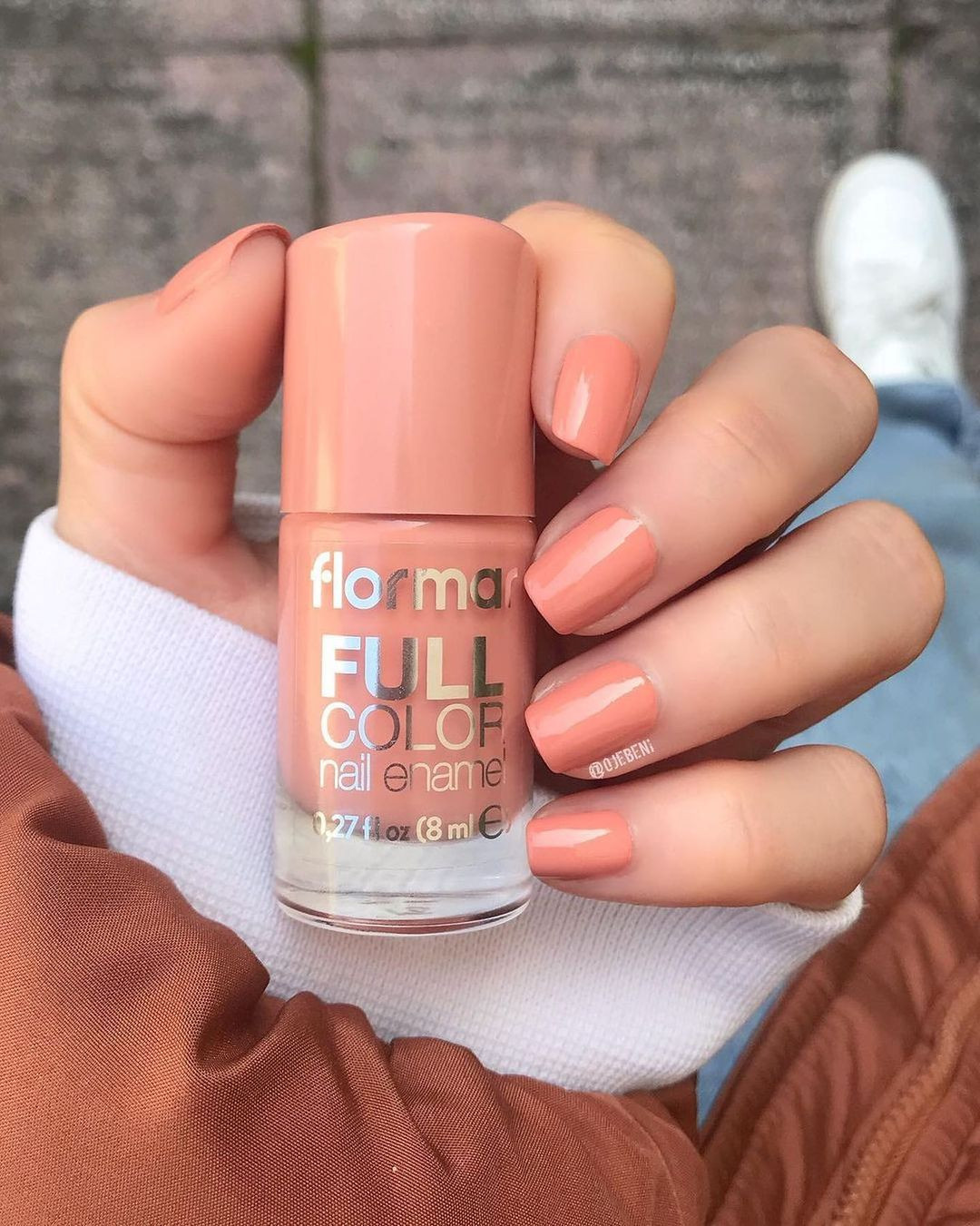 New Formula dan Maxi Brush, Tampil Cantik dengan Flormar Nail Polish Enamel