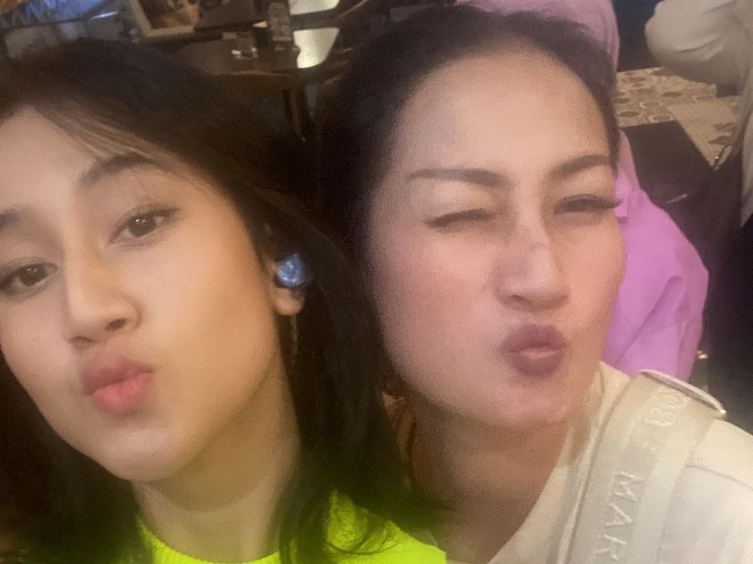 Muncul Akun Mengaku Sebagai Tim Humas Keisya Levronka, Begini Klarifikasi Sang Ibunda