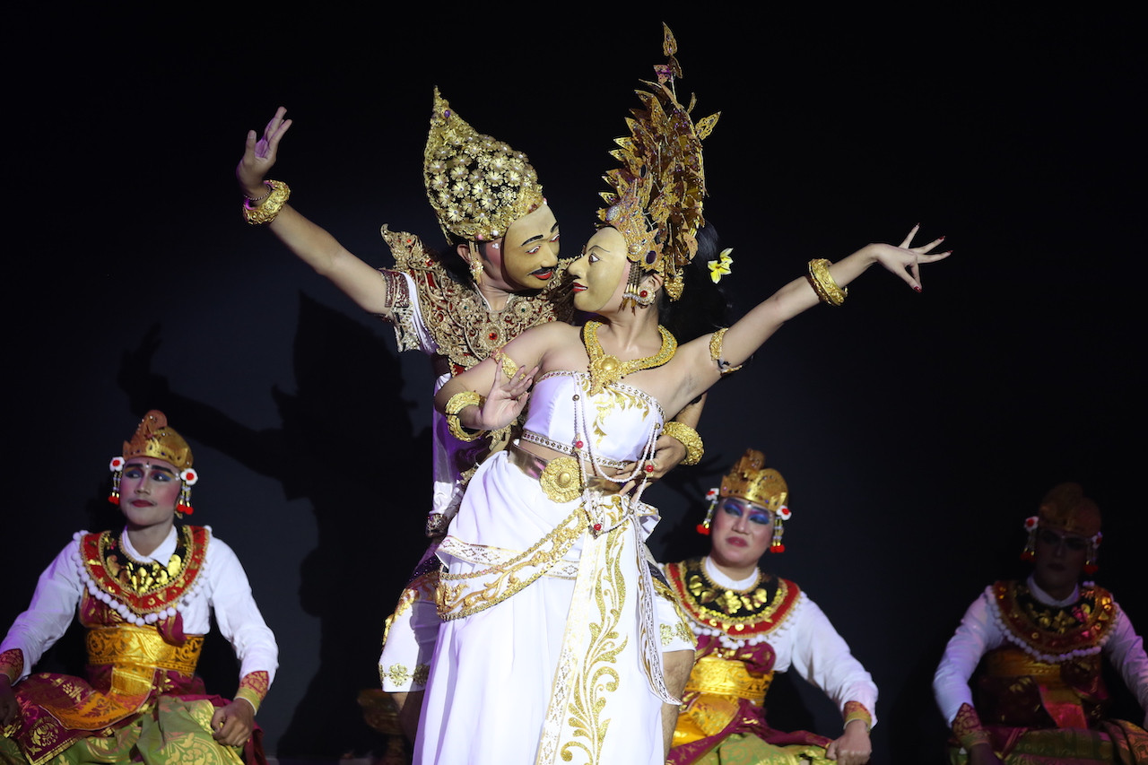 "Janger Semara Ratih", Tebarkan Pesan Cinta Lewat Tari Bali