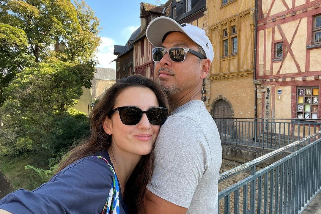 Selamat! Julie Estelle Umumkan Kelahiran Anak Pertamanya