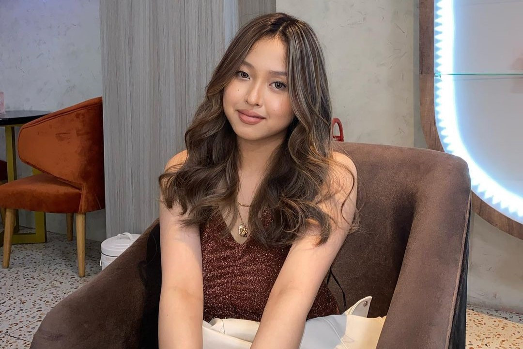 Berurai Air Mata, Feni Rose Beri Semangat Kepada Michelle Ashley