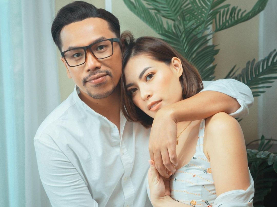 Selamat! Sammy Simorangkir Dikaruniai Anak Ketiga di Tanggal Cantik