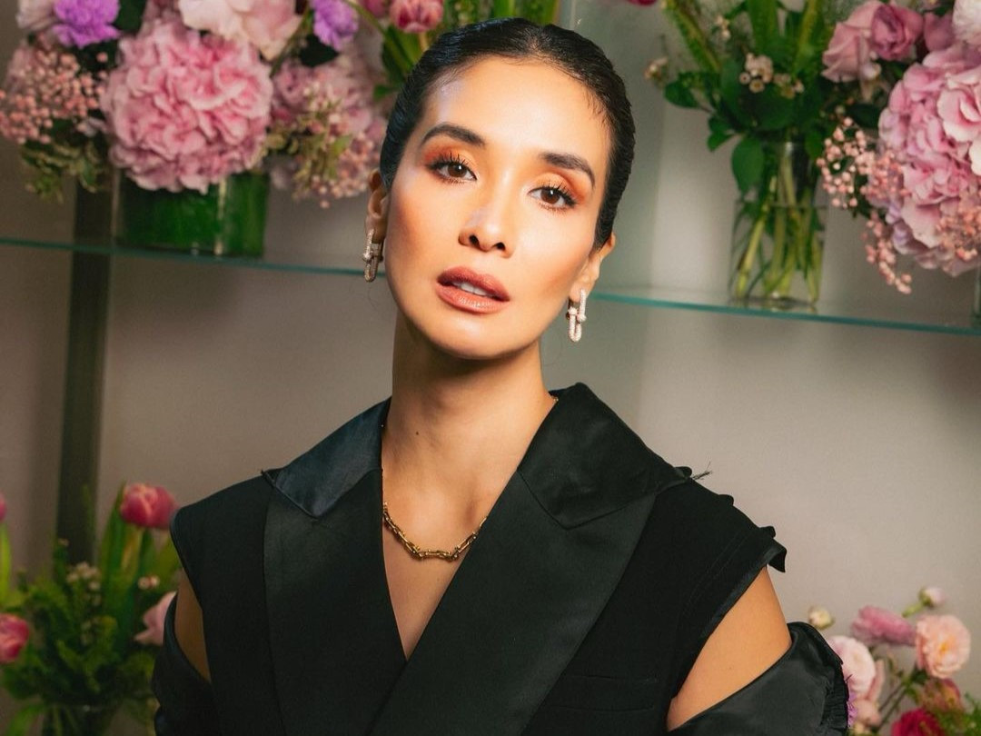 Ikut Hadiri Pengajian Bersama Artis Lain, Penampilan Marsha Timothy Jadi Sorotan