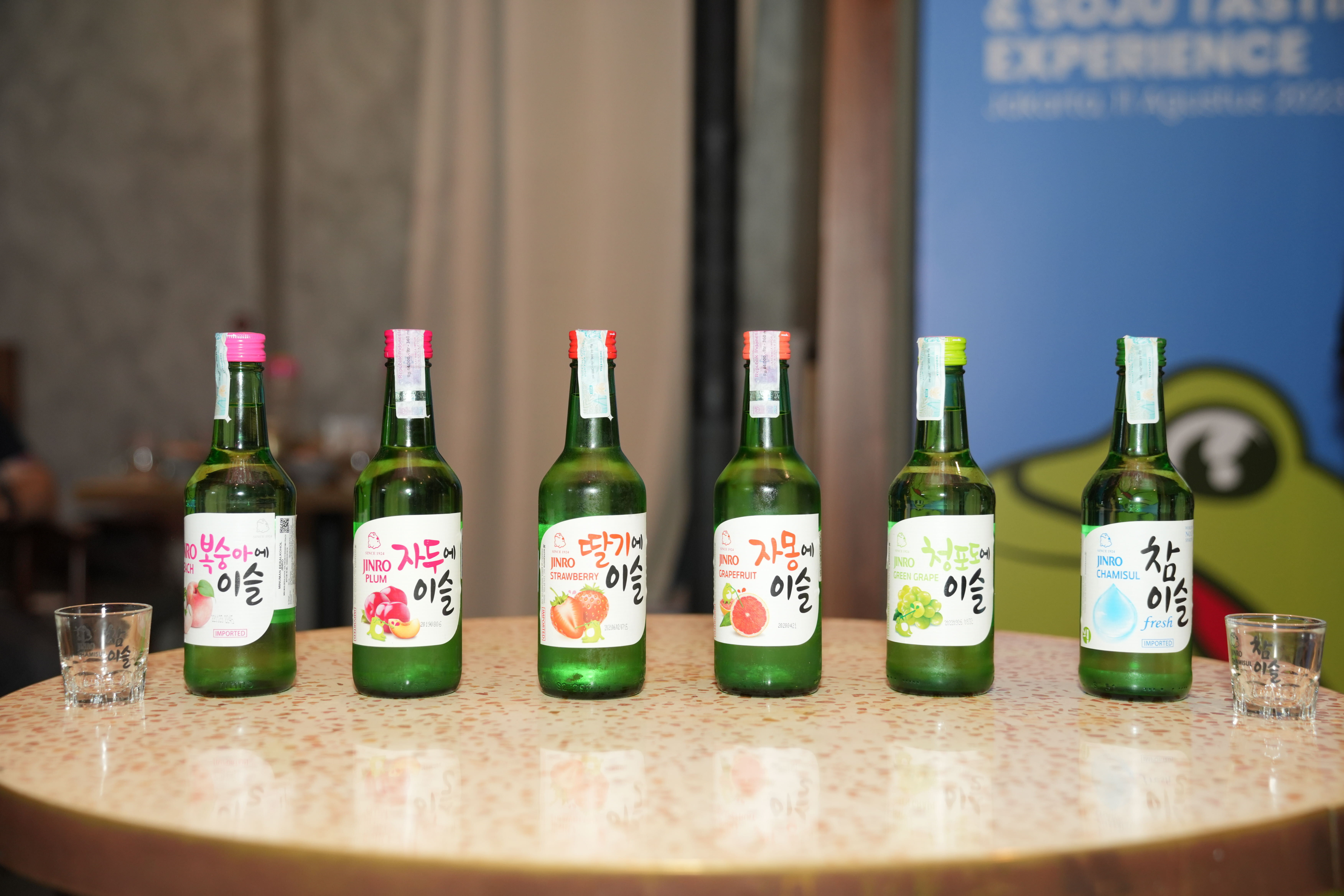 Mengenal Soju JINRO: Minuman Populer dari Korea