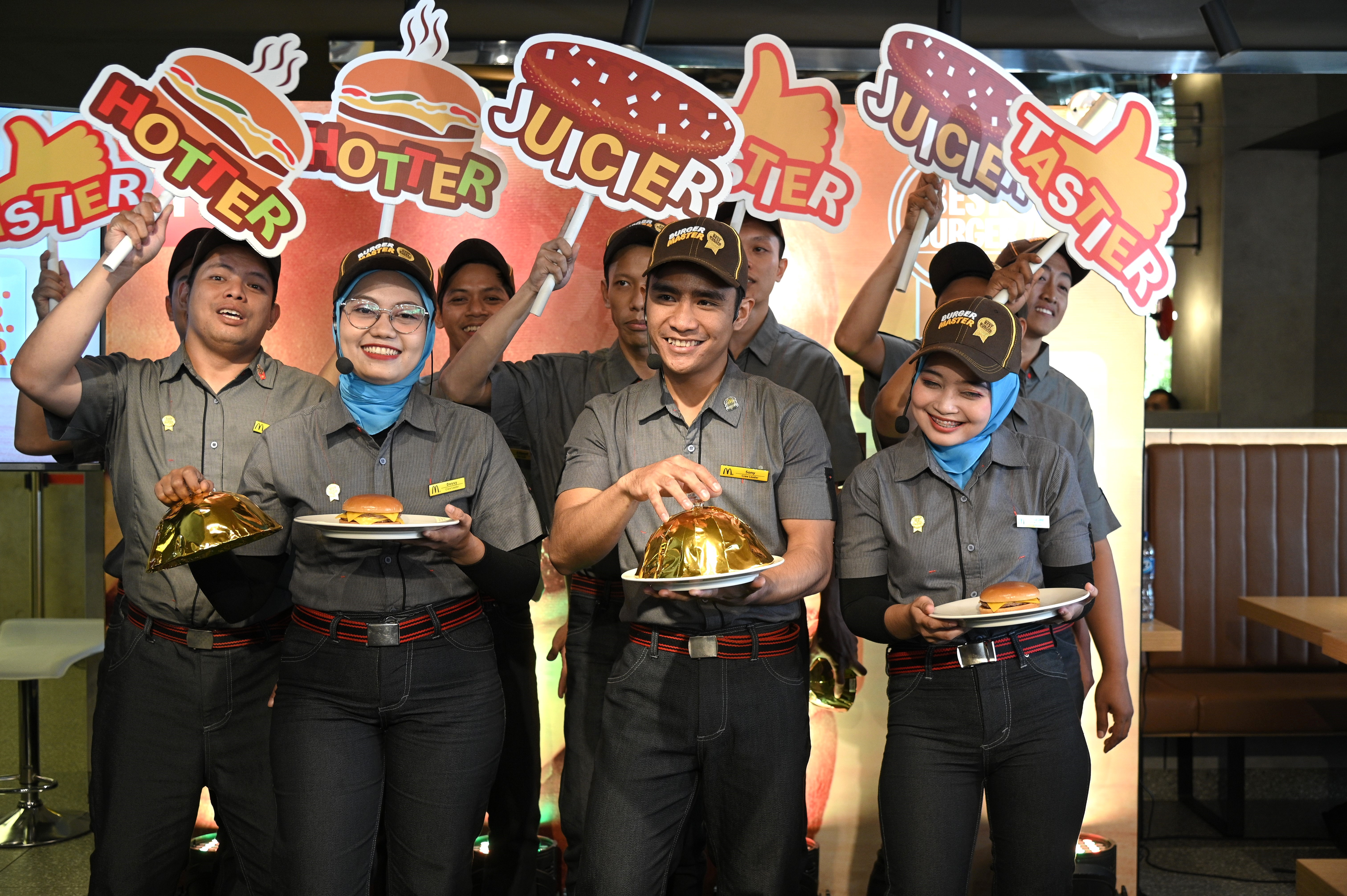 McDonald's Indonesia Latih Crew Jadi Burger Master untuk Ciptakan Best Burger