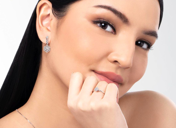 Tampil Istimewa di Hari Ulang Tahunmu dengan Perhiasan Berlian Ilusi