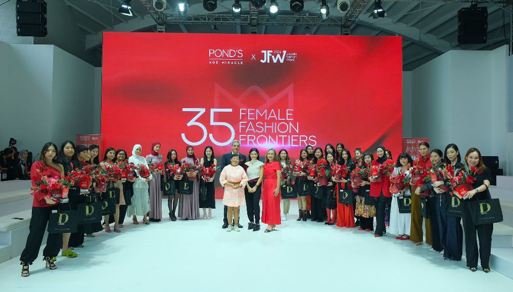 Pond’s Berikan Penghargaan Ke 35 Female Fashion Frontiers