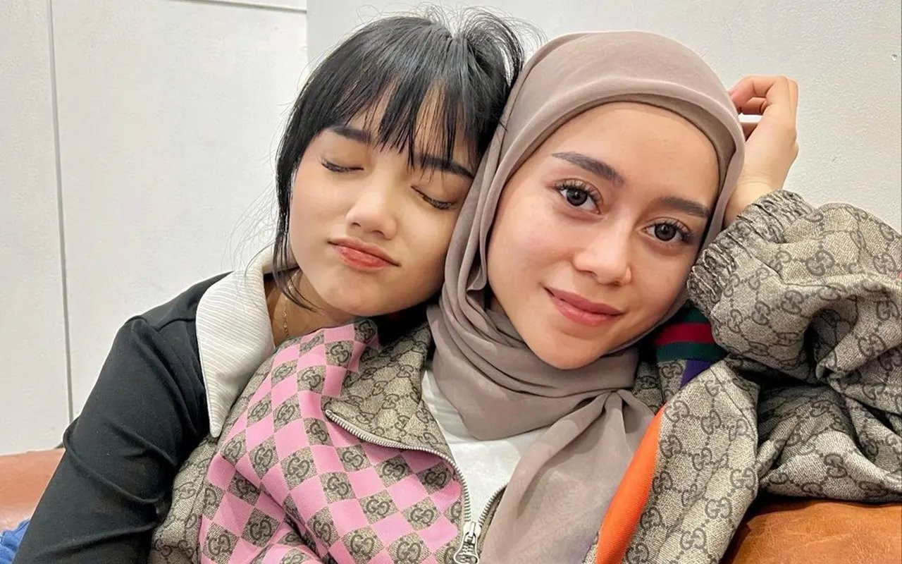 Disenggol Penggemar Fuji, Lesti Kejora Berikan Pesan Menohok