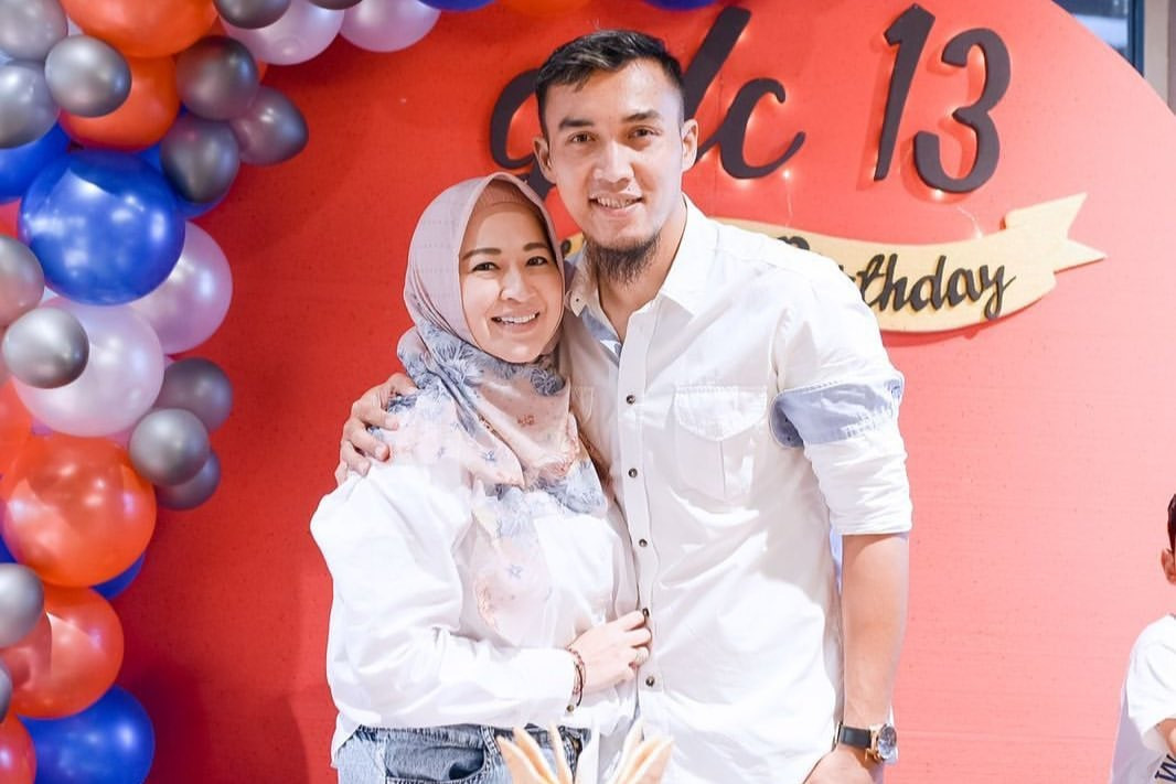 Viral Foto Sang Suami dengan Seorang Wanita di Hotel, Okie Agustina Klarifikasi