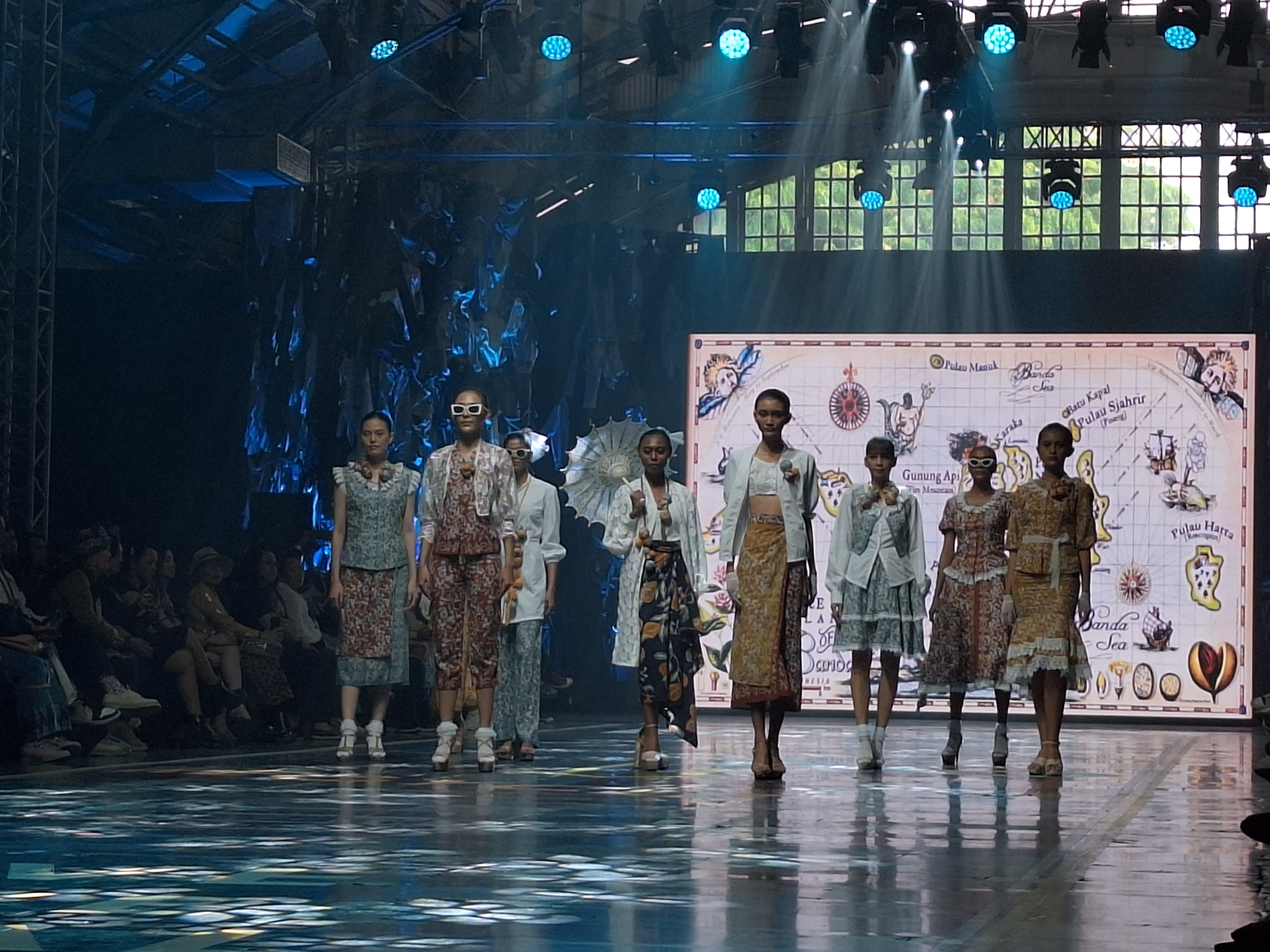 B'GAYA by Efie Pamerkan Batik Maluku di SPOTLIGHT Indonesia 2023