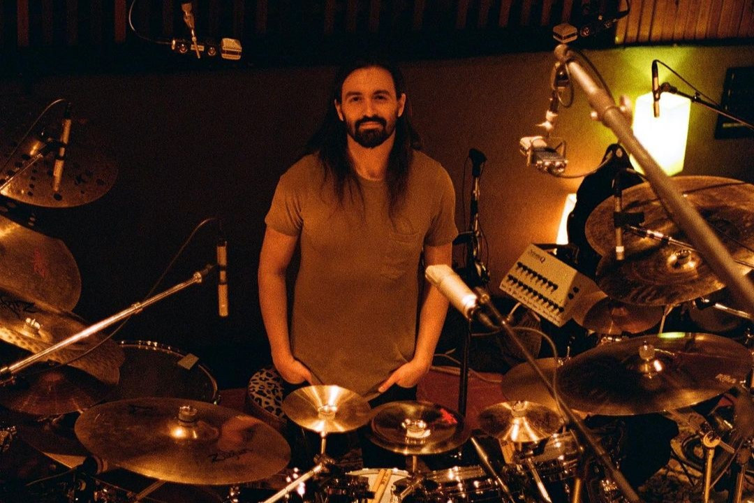 Keluar dari Slipknot, Jay Weinberg Lakukan Operasi Pinggul yang Sempat Tertunda