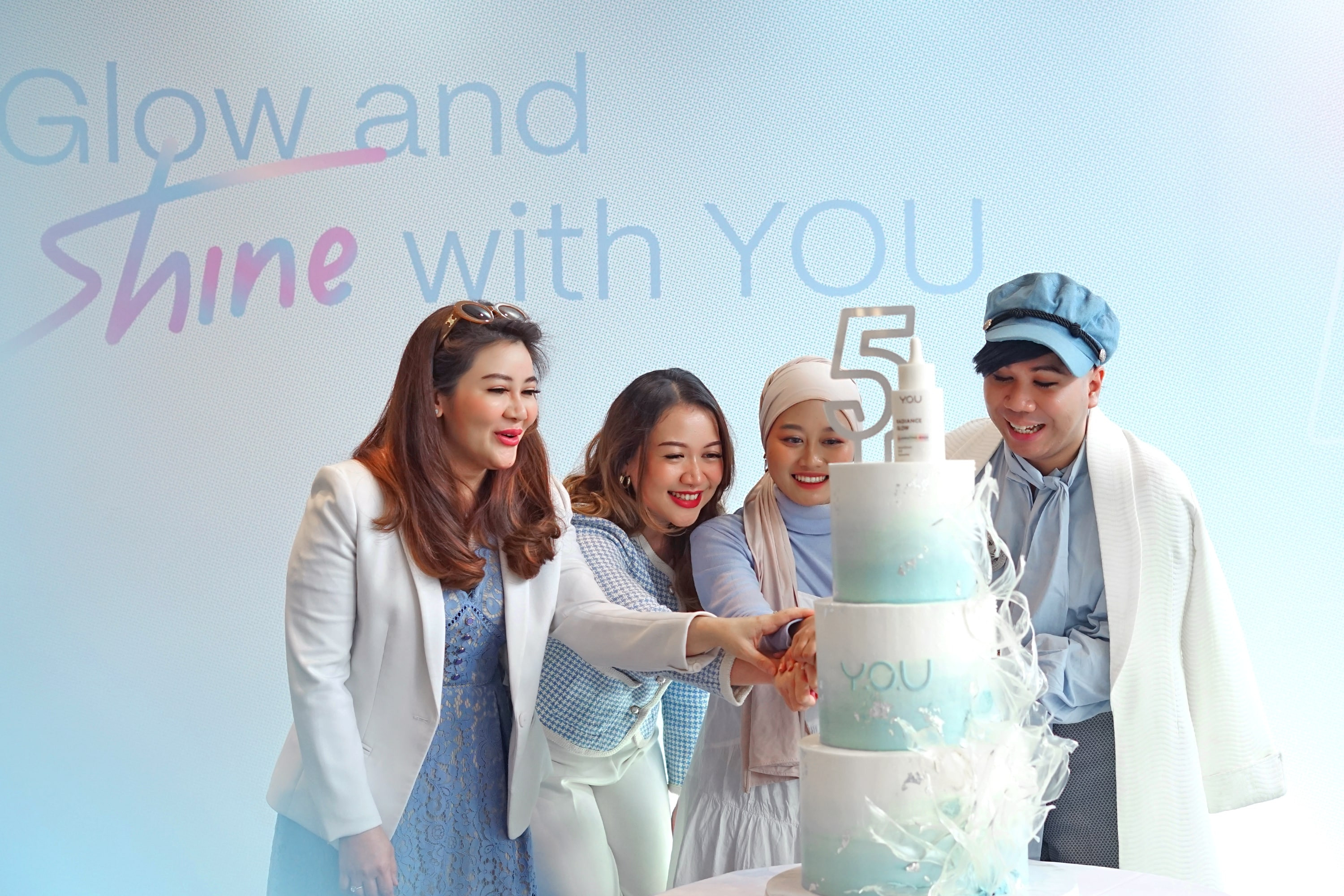 Rayakan Annivesary Ke-5, YOU Beauty Ajak Wanita Indonesia Tampil Percaya Diri