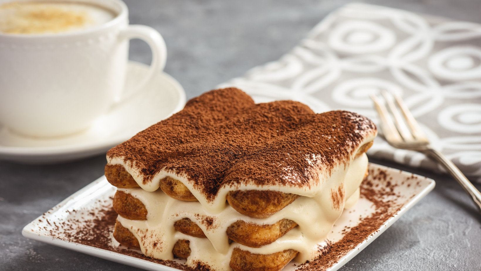 Tiramisu Kombinasi Lembutnya Keju Mascarpone dan Kopi Yang Kuat