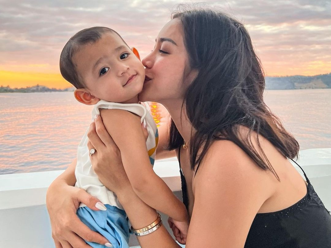 Sang Anak Idap Penyakit Limfadentis, Jessica Iskandar: Ya Allah Sembuhkanlah