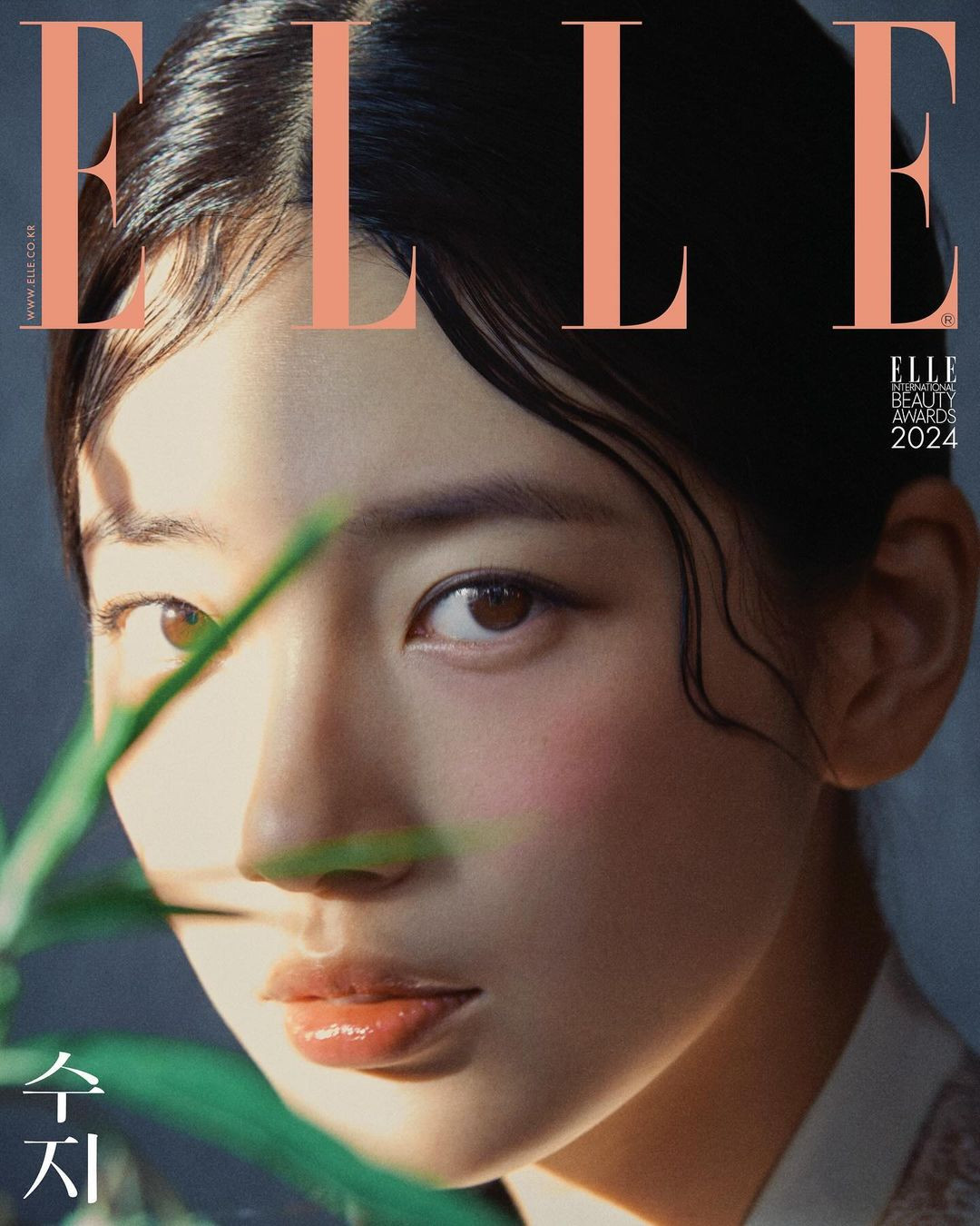 Tuai Pujian, Intip Pesona Bae Suzy Kenakan Hanbok untuk Cover Majalah ELLE Korea
