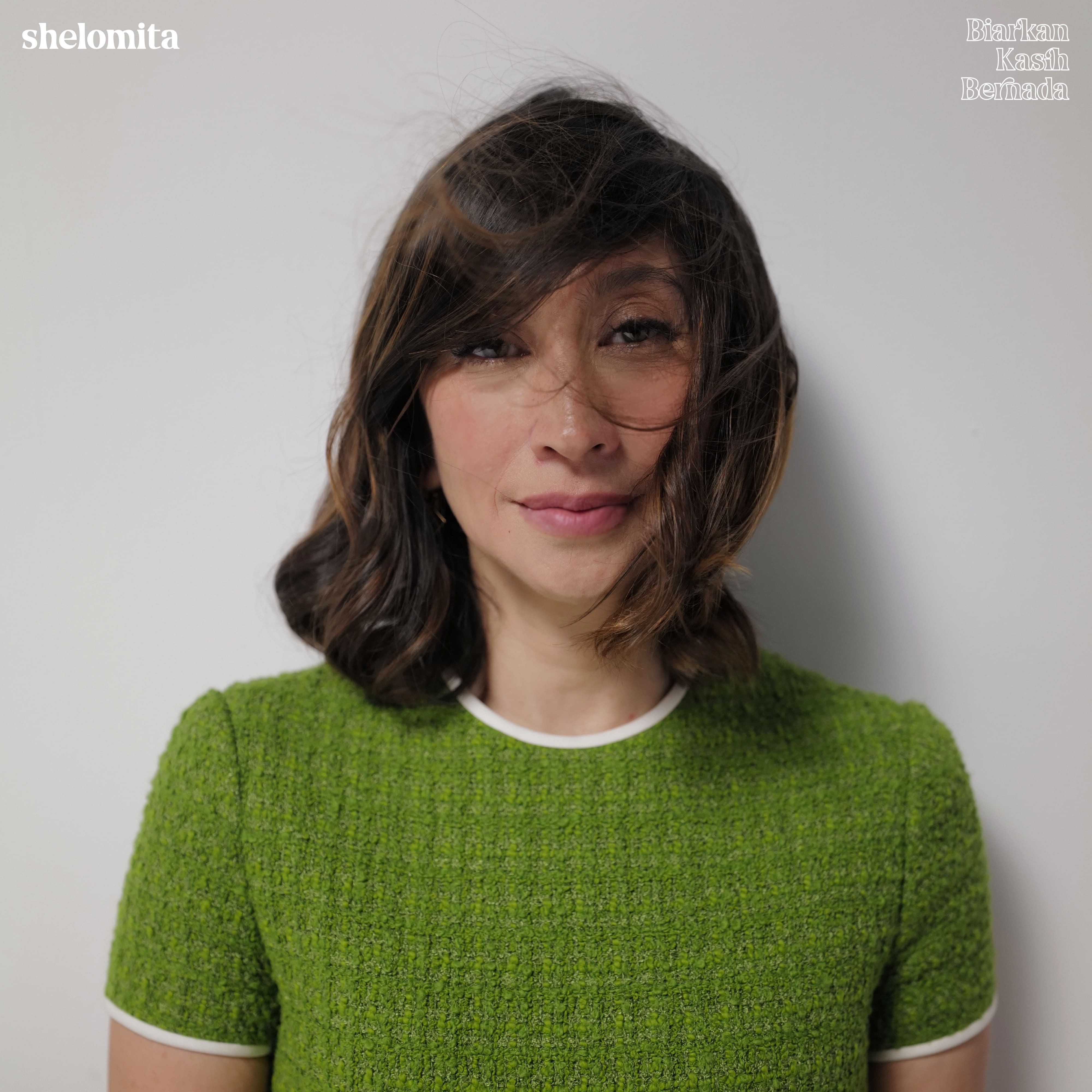 Kolaborasi dengan LALEILMANINO, Shelomita Kembali dengan Penuh Cinta Lewat "Biarkan Kasih Bernada"