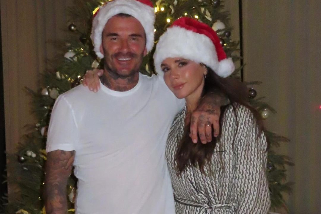 Rayakan Natal, Victoria Beckham Tulis Pesan Manis Untuk David Beckham