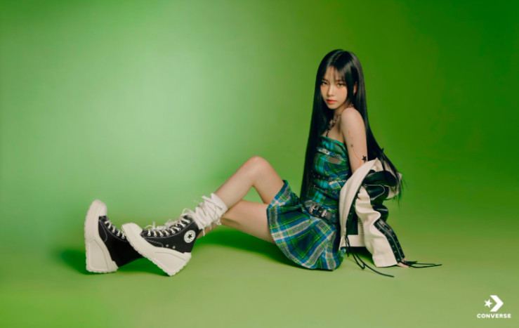 Karina aespa Terpilih Sebagai Brand Ambassador Terbaru Converse Korea