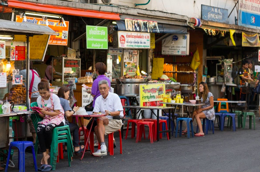 Kota Seribu Rasa! Pastikan Kamu Coba 5 Restoran Ini Saat Pergi Ke Bangkok