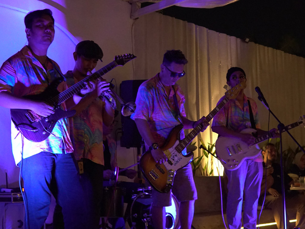 Main-Main di Buaran Bawa Buzar, Rumah Putih, Hatchbackz dan Orgie ke Jakarta Timur