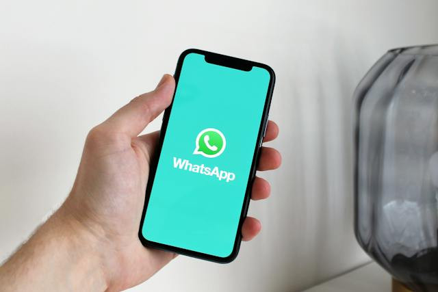 Semakin Canggih, Whatsapp Uji Coba Fitur Quick Share Ala Android