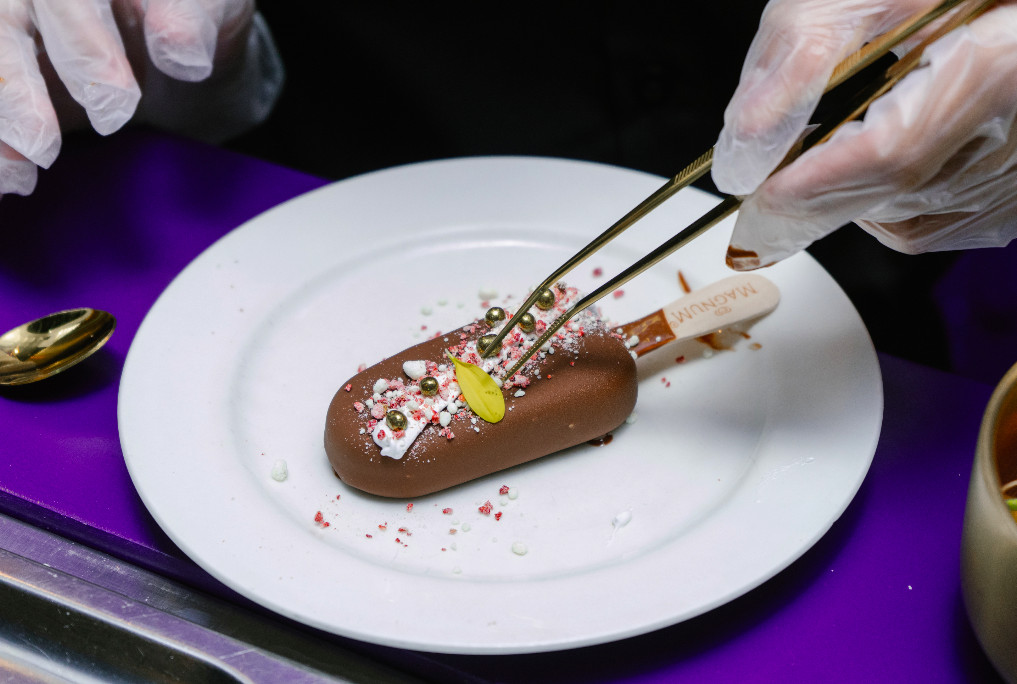 Magnum Bersama Chef Reynold & Union Hadirkan Menu Kolaborasi Dengan Chocolate Luxe