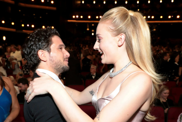 Sophie Turner dan Kit Harington Bersatu Kembali dalam Film Horor “The Dreadful”
