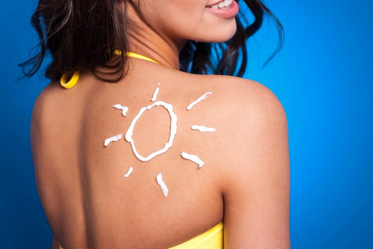 Bagian Tubuh Yang Selalu Dilewatkan Saat Penggunaan Sunscreen