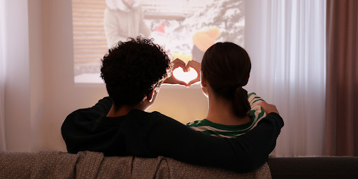 5 Film Keren Bergenre Romantis Yang Wajib Kamu Tonton Di Waktu Senggang