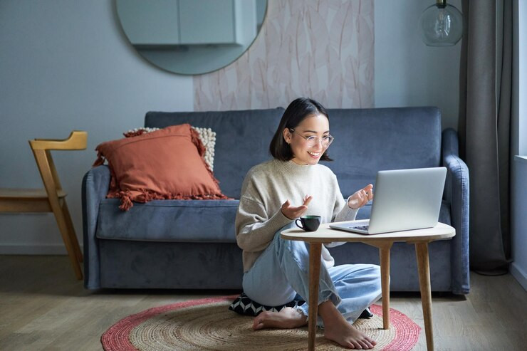 Tips Efisien Agar Tetap Waras Jalani Work From Home