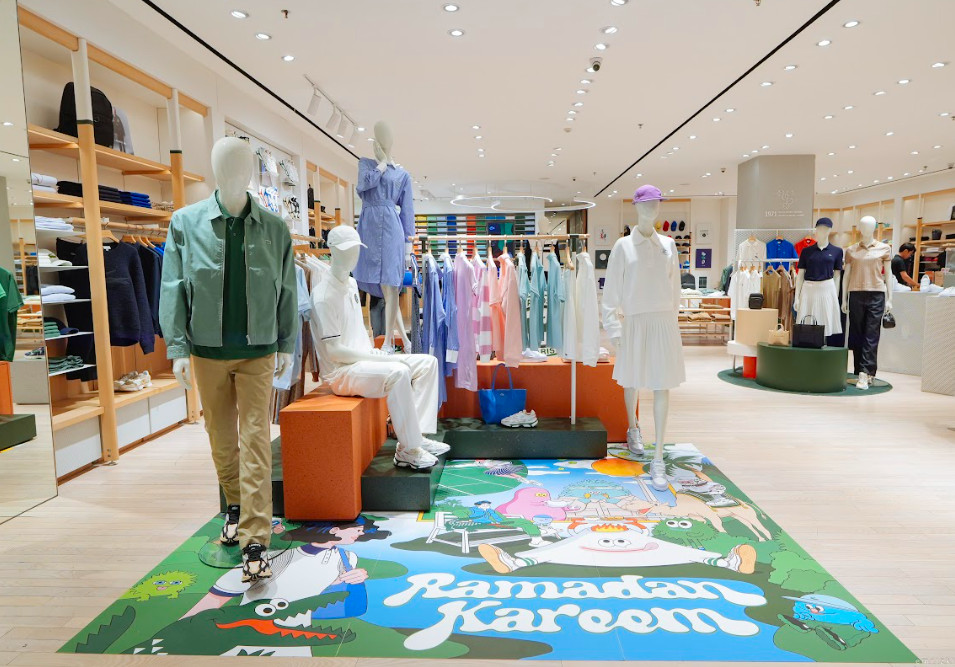 Kolaborasi Koleksi Ramadan, LACOSTE Rangkul Ilustrator Lokal Ykha Amelz