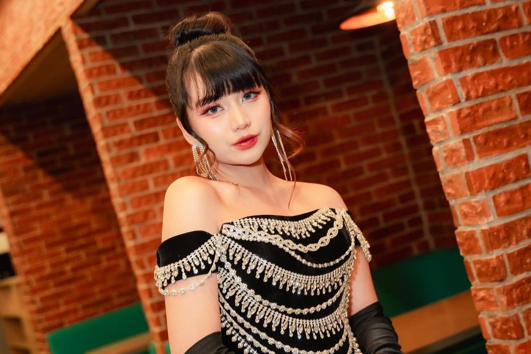 Viral Podcast Bahas Soal Nikah, Ghea Indrawari Minta Maaf ke Anang Hermansyah