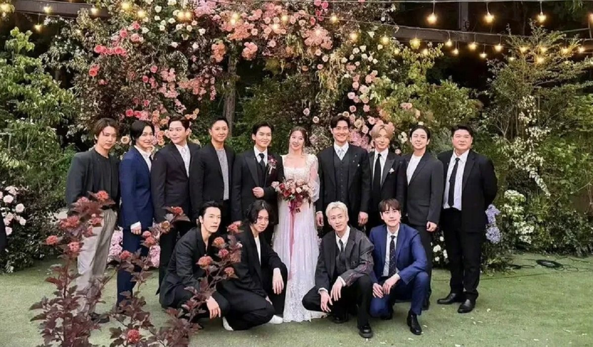 Jadi Momen Bersejarah, 15 Personel Super Junior Reuni di Pernikahan Ryeowook