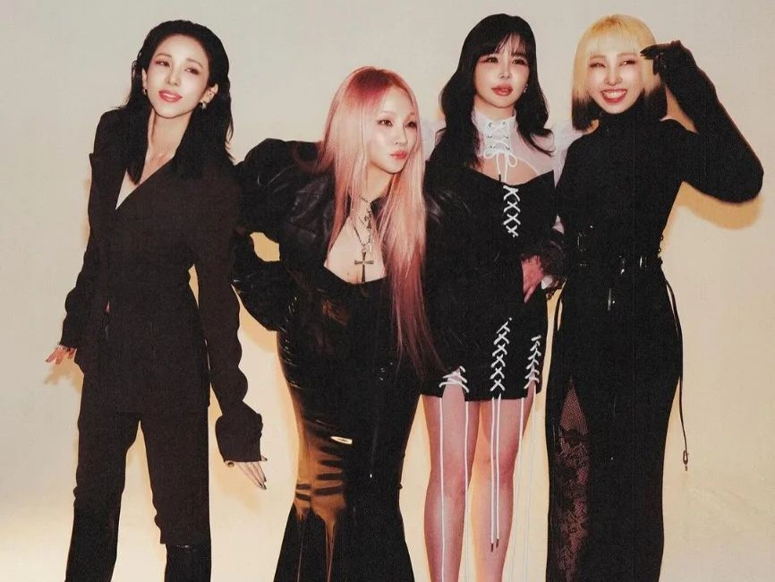 Resmi Kembali Ke Yg Entertainment, 2Ne1 Siap Comeback Dan Tur Dunia