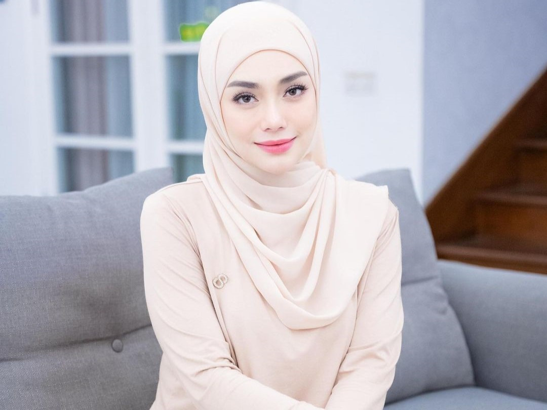 Umi Pipik Benarkan Rumor Celine Evangelista Mualaf Sejak Lama