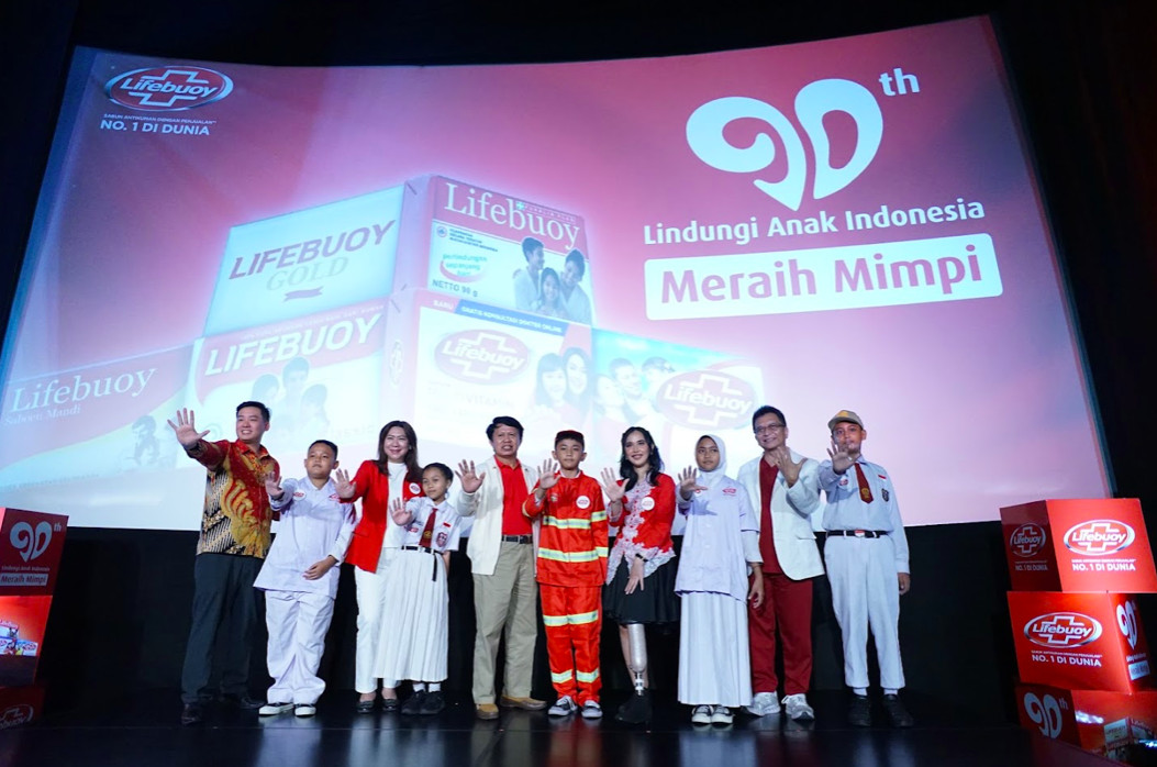 HUT 90 Tahun, Lifebuoy Persembahkan Film Pendek untuk Apresiasi Kepercayaan Orang Tua Indonesia